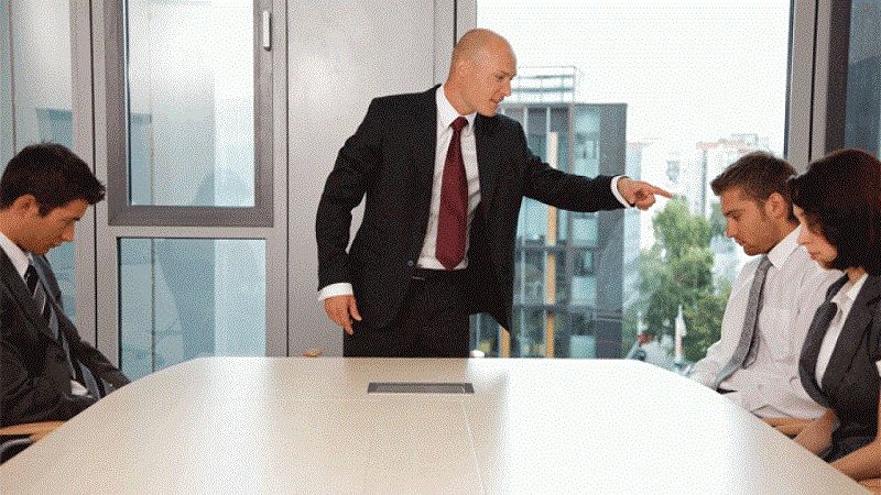 liderazgo autocrático